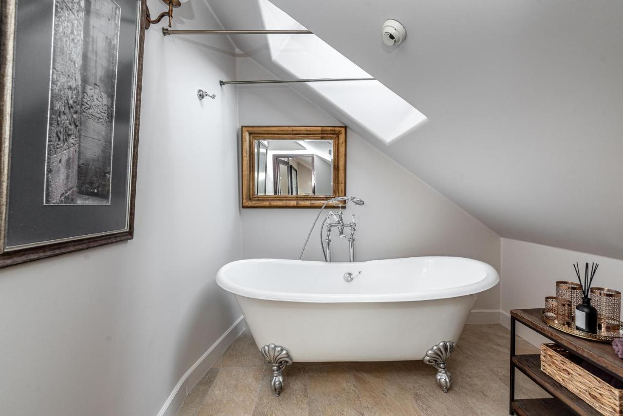 דירות וילנה Luxury Gaono In Old Town מראה חיצוני תמונה